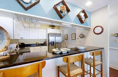 Pine Knoll Shores House | PKBR01 Breakers C-22