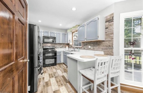 Kernersville House | PLENTY OF ROOM IN OUR PET FRIENDLY COZY 5 BEDROOM HOME IN A GREAT NEIGHBORHOOD