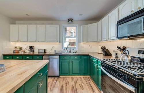 Canton Apartment | Pool Table & More Spacious Family Fun