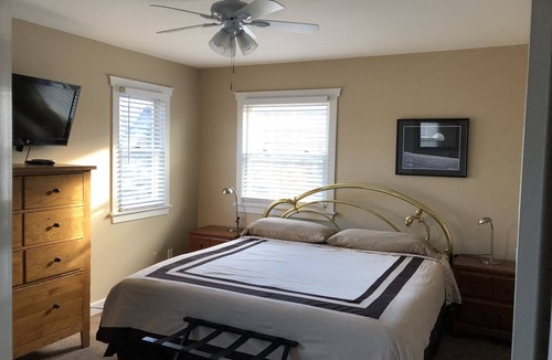 Powers Lake House | Powers Lake spacious retreat