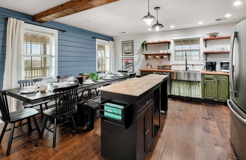 Chaplin House | Prather Ridge Estate · Bourbon Trail · 6BR · Pickleball · Hot Tub · Sauna