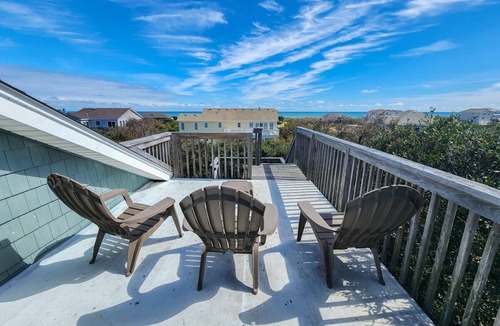 Southern Shores House | Precious Rapture - Dog friendly, 200 yards to beach, 5 bed, 3.1 bath