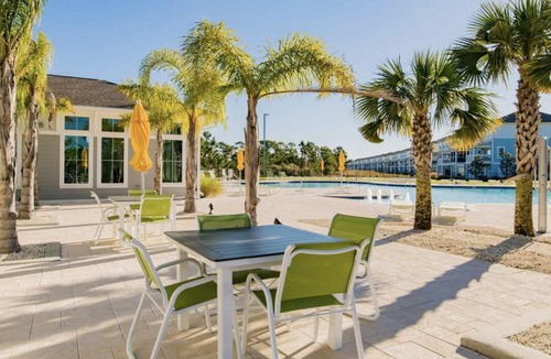 Ono Island Villa | Pretty townhome with pools & hot tub - less than half-mile to beach