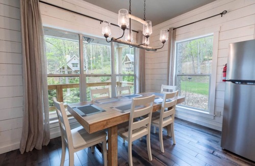 Highlands Cottage | PRICE DROP! New Lower Rates Just for Spring