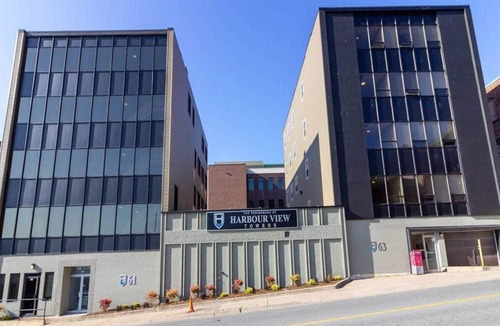 Saint John Apartment | Pristine Harbour View Towers Exec Suite Coffee Parking