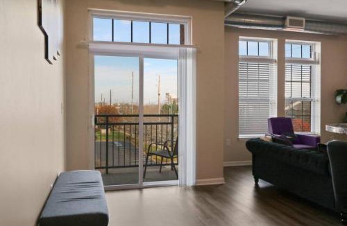 Downtown Indianapolis Apartment | Private Bed Downtown INDY - Shared