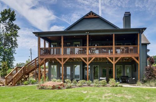 Shelby House | Private Boat Launch & Dock! Huge Lay Lake Retreat
