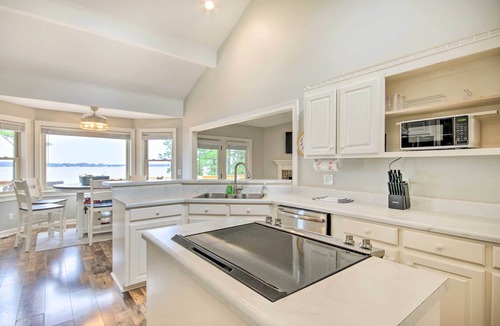 Gilbert House | Private Dock! Lakefront Gilbert Extended Stay