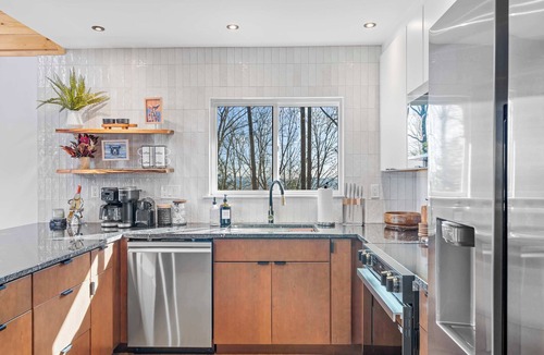 Skyland House | Private Estate | Sport Court | Hot Tubs | Saunas