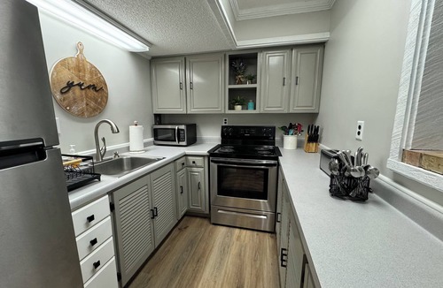 Newcomb Apartment | Private Farm Retreat with Stunning Mountain & Sunset Views