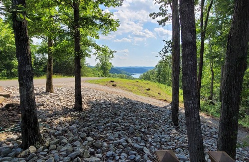 Monticello House | Private Lake Cumberland Lodge with Breathtaking Views, Sleeps 20+