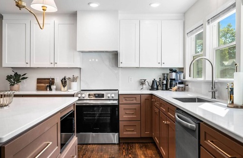Nashville House | Private Luxury + Sauna Incredible Walking Location
