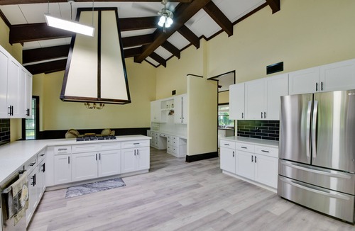 Pilot Point House | Private Pool: Pilot Point Home on 45 Acres