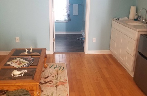 Kings Grant House | Private Retreat Minutes away from the beach and downtown.