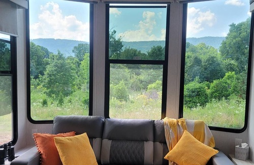 La Follette House | Private setting great views full kitchen bath Elk Hunting/Fishing ATV/UTV Trail