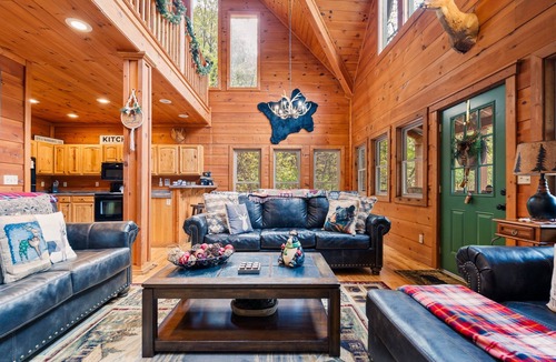 Smoky Mountains House | Private Vacation Getaway! True Log Cabin!
