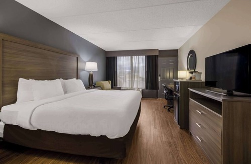 Skyland Hotel | Quality Inn Asheville Airport