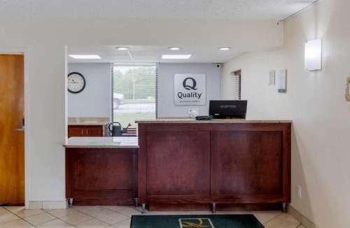 Roxboro Hotel | Quality Inn - Roxboro South