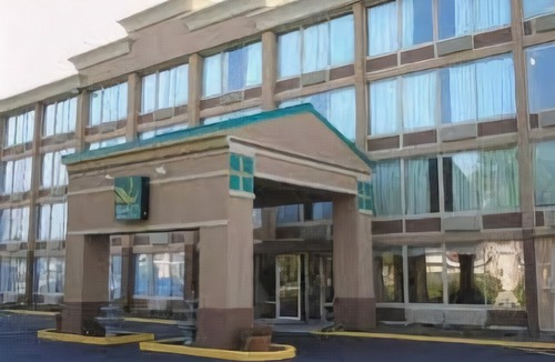 Lafayette Hotel | Quality Inn & Suites Lafayette I-65