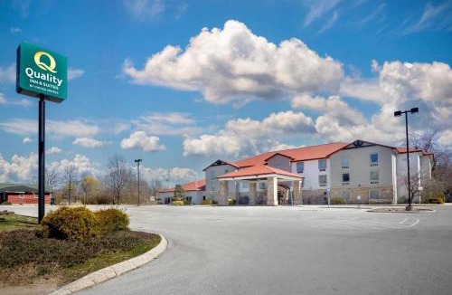 Monterey Hotel | Quality Inn & Suites Monterey I-40