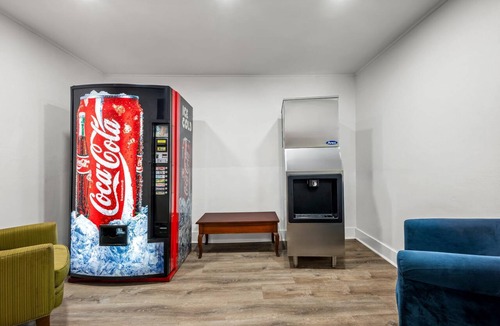 West Haven Hotel | Quality Inn