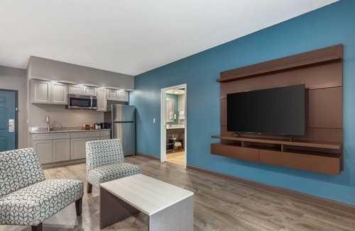 Wilmington Hotel | Quality Inn Wilmington