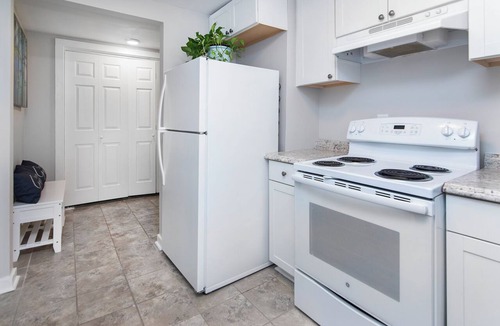 Huntersville Apartment | Quiet 2BR Apartment in Huntersville Ideal for Extended and Business Stays