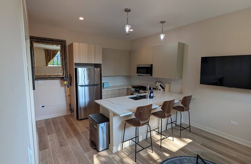 Woodlawn Apartment | Quiet and comfortable 2BR Garden Unit