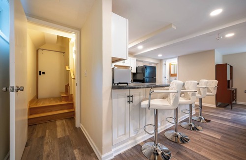 Blacksburg House | Quiet country home, with wheelchair accessibility throughout main floor!
