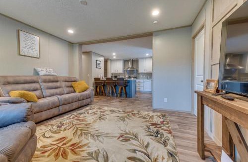 Scottsburg House | Quiet Country Stay Near Staunton River!