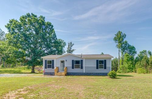 Scottsburg House | Quiet Country Stay Near Staunton River!