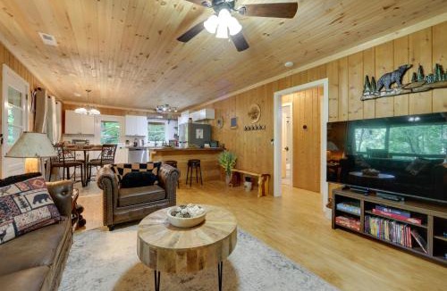 Balsam House | Quiet Family Cabin in Balsam: Hike, Ski, Explore