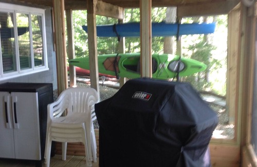 Damariscotta Apartment | Quiet Riverfront getaway to enjoy Midcoast Maine!
