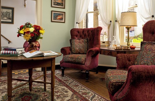 Downtown Baltimore Bed & Breakfast | Rachael's Inner Harbor Boutique Inn - The Odorian Room