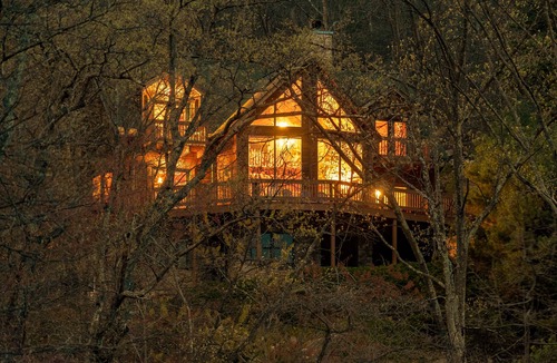 McGaheysville Cabin | Rated Best Shenandoah Log Home by Washingtonian Magazine!