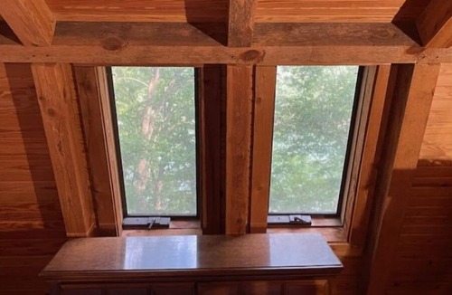 Bronston Cabin | Real Log Cabin with lake view and minutes from 3 plus boat ramps!