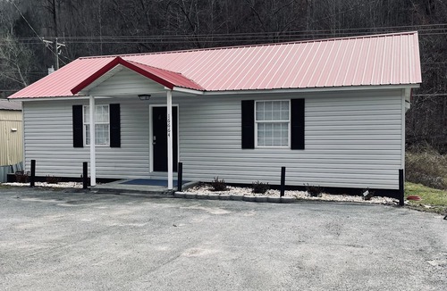 Premier House | Red Roof ATV Lodge, Hatfield McCoy/Outlaw Trails