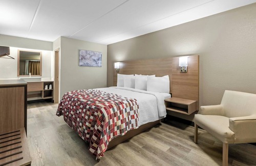 Asheville Hotel | Red Roof Inn Asheville - Biltmore West
