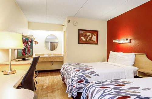 Greensboro Hotel | Red Roof Inn Greensboro Coliseum