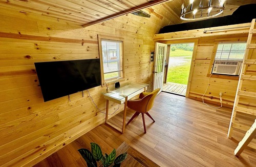 Isabella Cabin | Red Tiny Home in Copperhill TN