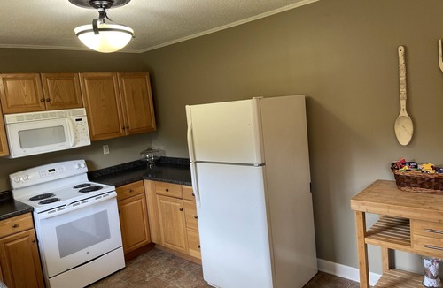 Knoxville House | Redbud Retreat*Pets welcome*FENCED yard*close to downtown*