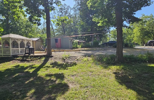 Pierceton RV Rental | Refreshed Camping Lot near Kosciusko Lakes at Jellystone- Family Friendly