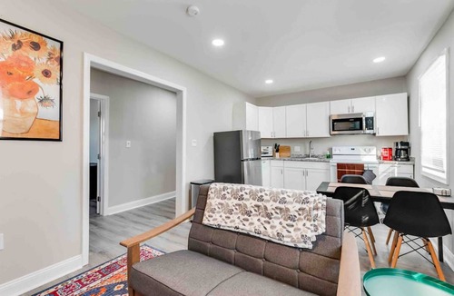 Hopewell Apartment | Refreshing 2-Bedroom Home in Central Hopewell