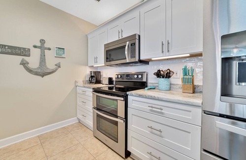 Orange Beach East Condo | Regency Isle 1002 | Indoor/Outdoor Pools + Hot Tub & Fitness