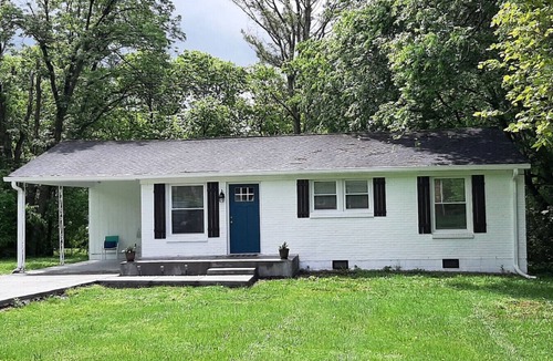 Gallatin House | Relax Here! Nashville's Northern Retreat