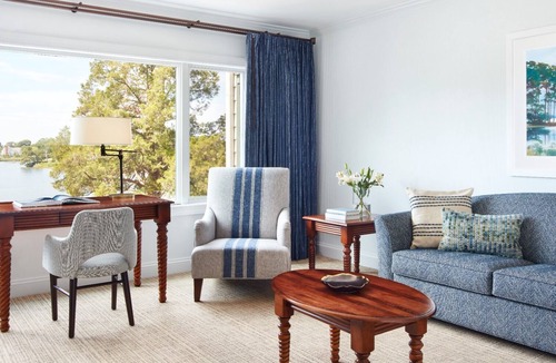 Irvington Hotel | Relax & Recharge in 2 Vista Suites! Seasonal Pool, Courtyard + Free Parking!
