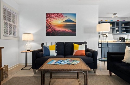 Wilmington Apartment | Relaxed Garden - 4 miles to Beach!