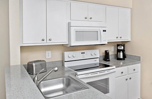Berkeley Hotel | Relaxing Home Away from Home Near Adventure & Entertainment