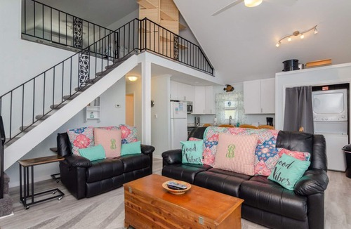 North Carolina Coast House | Remodeled sound front home w dock, boat slip
