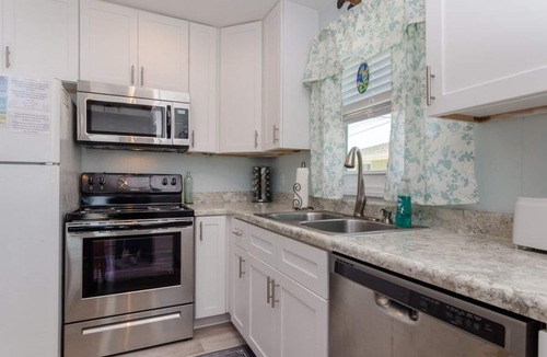 North Carolina Coast House | Remodeled sound front home w dock, boat slip
